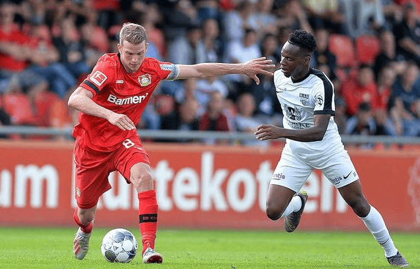 包含米尔沃尔主场胜出,对手无还手之力的词条 包含米尔沃尔主场胜出,对手无还手之力的词条