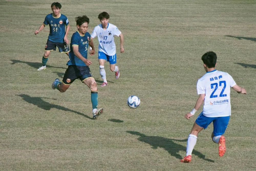 包含赢得荣耀:中国足球队在比赛中收获胜利的词条 包含赢得荣耀:中国足球队在比赛中收获胜利的词条