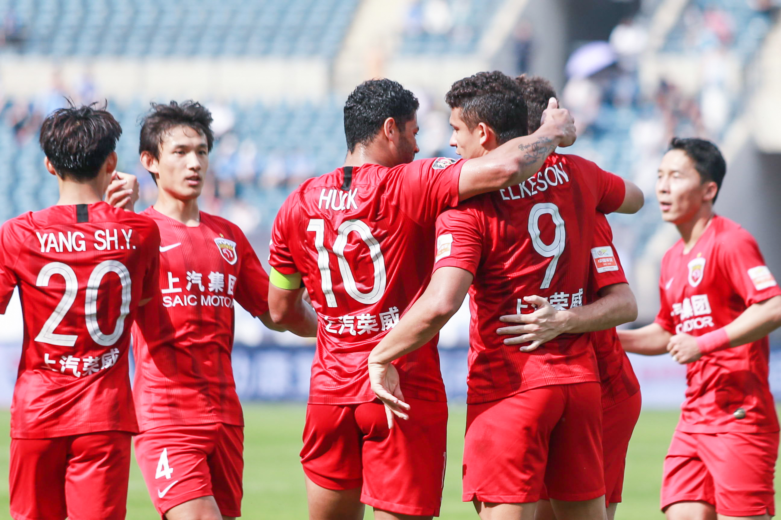 关于上港客场2:1战胜富力,稳固积分榜前四的信息 关于上港客场2:1战胜富力,稳固积分榜前四的信息