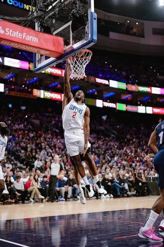 快船大胜黄蜂，乔治23分表现助球队获胜