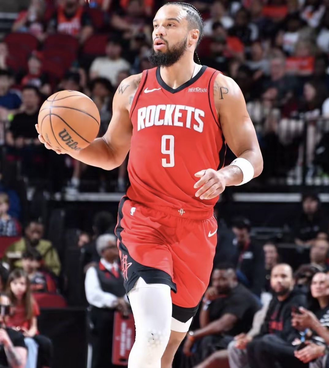 火箭击败鹈鹕,取得两连胜 火箭击败鹈鹕,取得两连胜