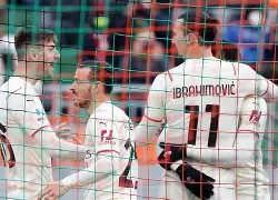 阿贾克斯横扫拉科鲁尼亚,稳步追赶积分榜领跑者! 阿贾克斯横扫拉科鲁尼亚,稳步追赶积分榜领跑者!