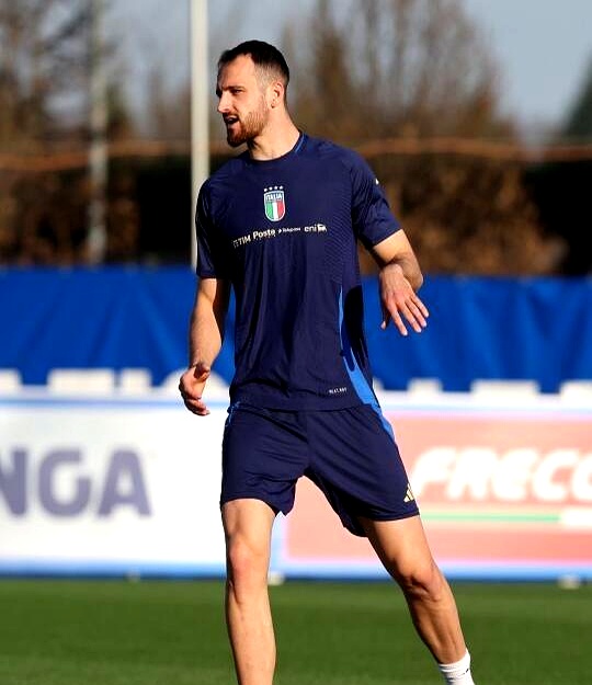 意大利篮球明星回归赛场!球队士气大振 意大利篮球明星回归赛场!球队士气大振