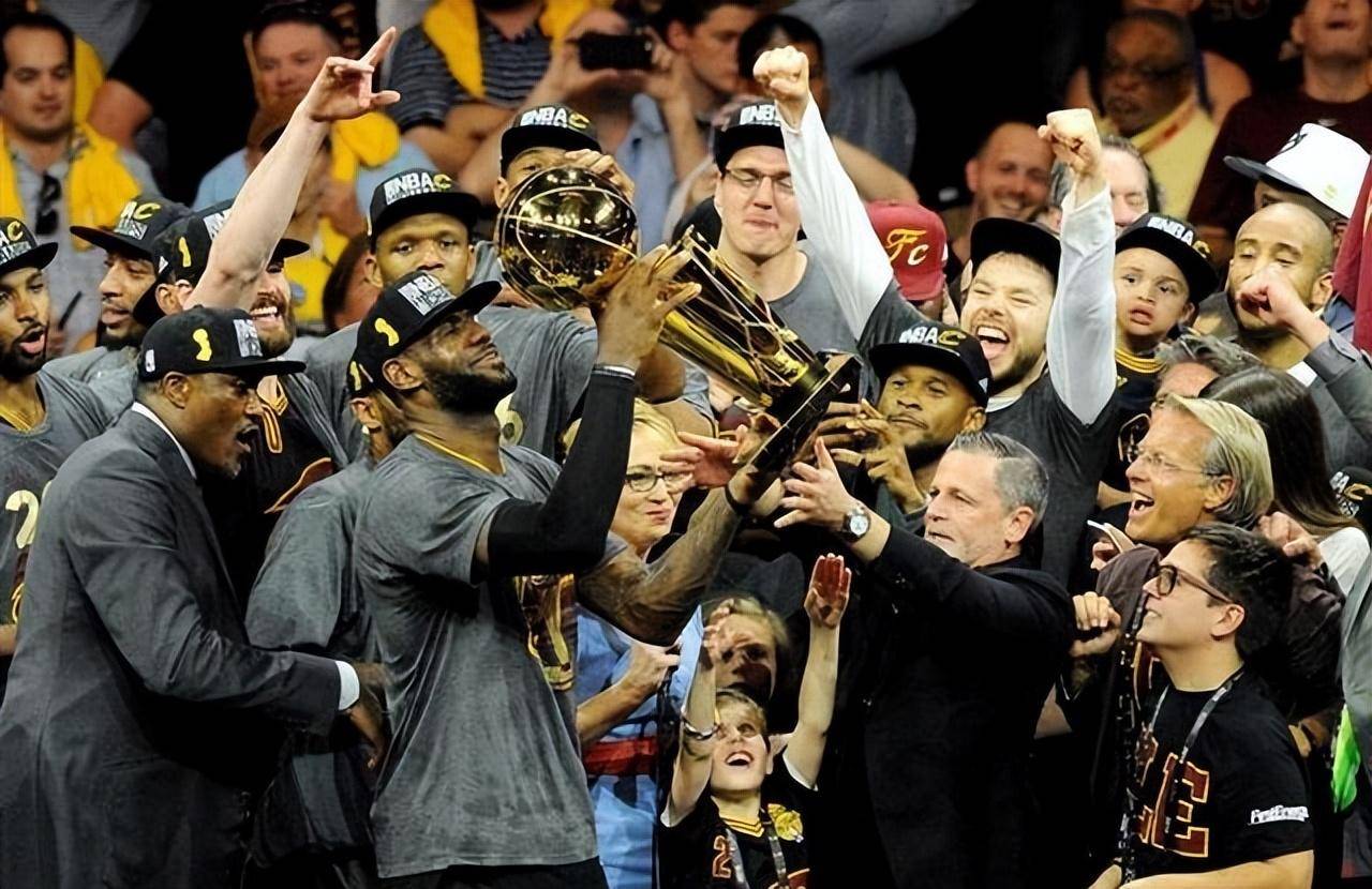 骑士队新任主帅的管理哲学备受瞩目 骑士队新任主帅的管理哲学备受瞩目