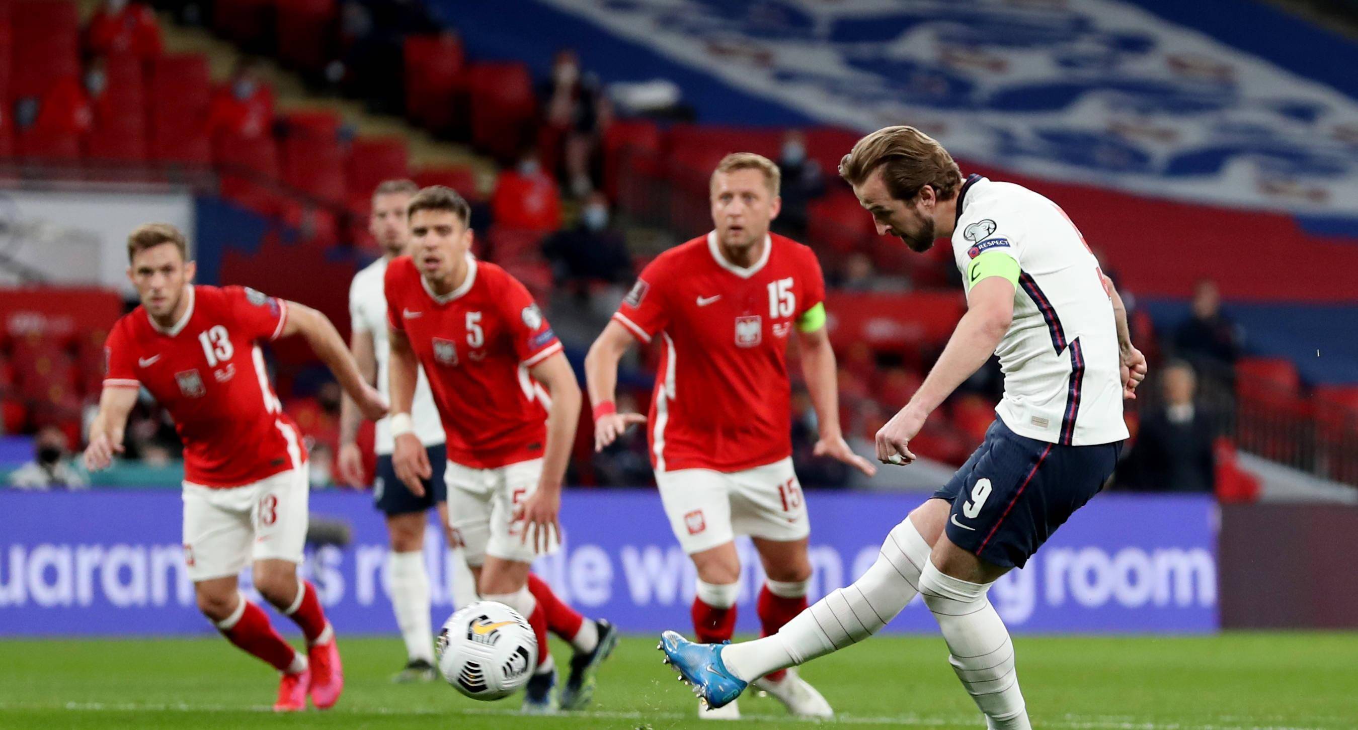 英格兰足球队在国际比赛中战胜对手