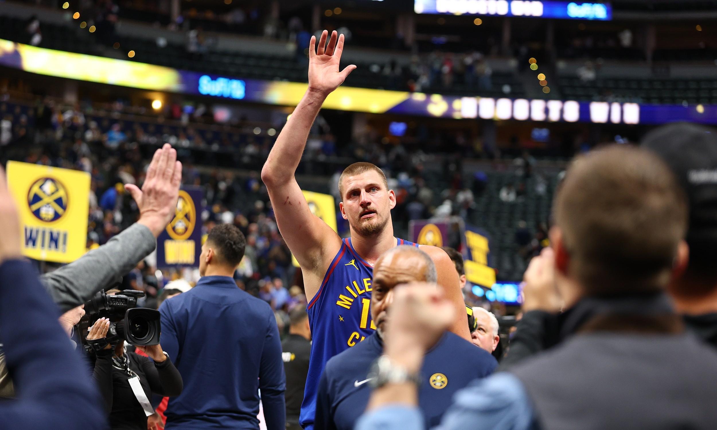 雄鹿负于步行者,米德尔顿低迷表现 雄鹿负于步行者,米德尔顿低迷表现