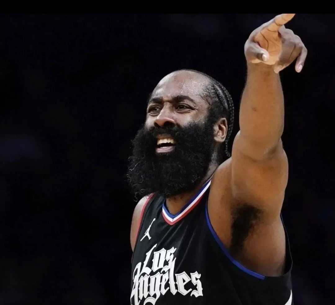 关于火箭惨败爵士,哈登空砍45分的信息 关于火箭惨败爵士,哈登空砍45分的信息